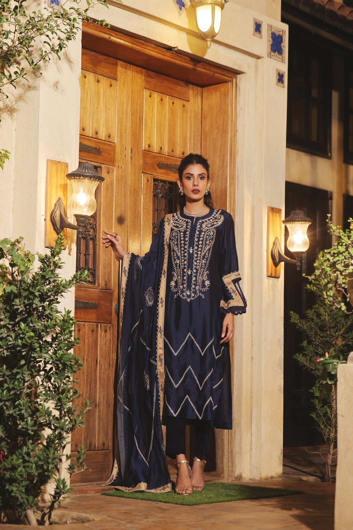 Mona Imran | Ezel Eid 25 | Shahnisa -  Mona Imran Ladies Clothes - Original Designer Dress - House of Maryam