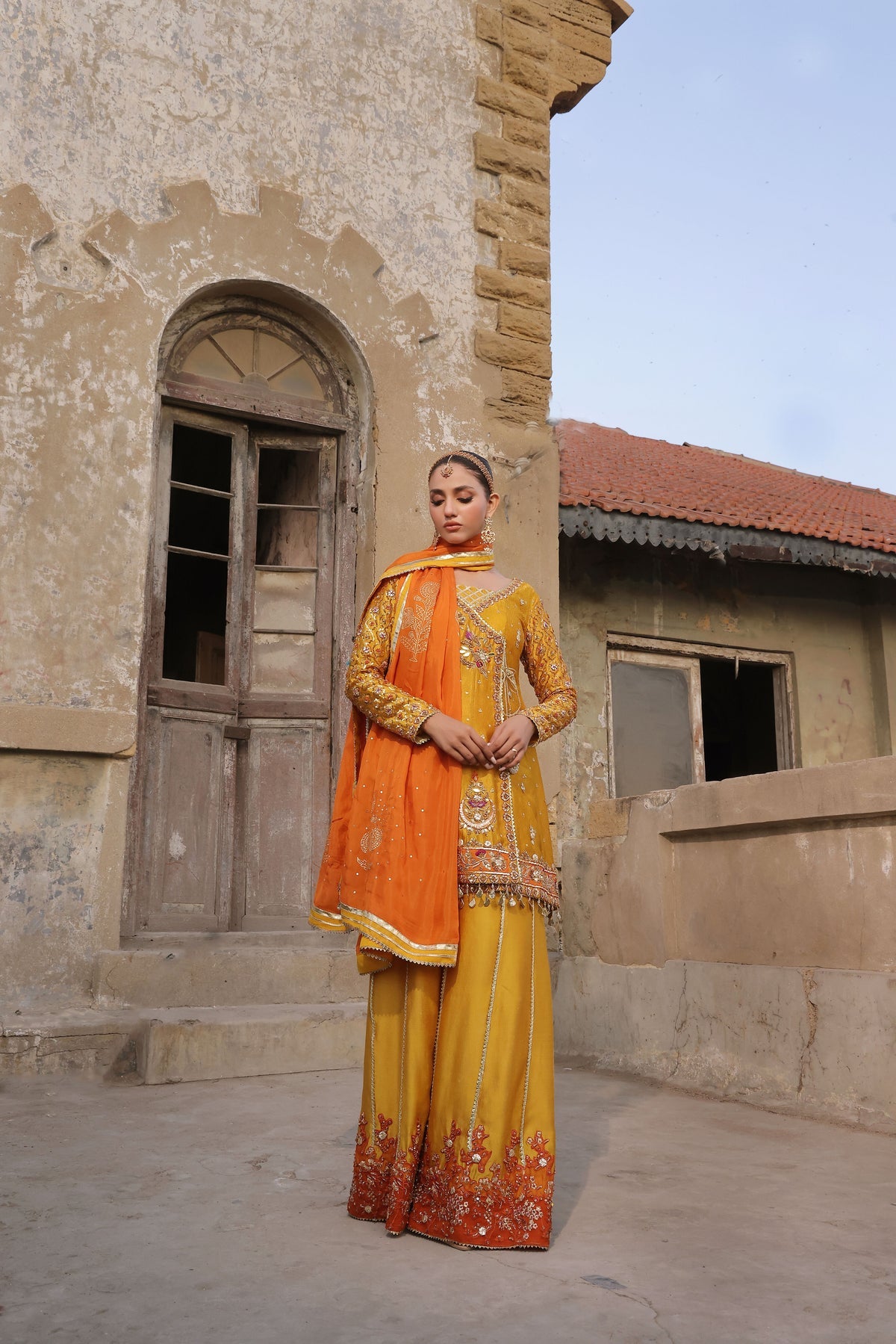 Wahaj M Khan | Banno Wedding Formals |Mayun jora - Sheesha Peplum set, image 5