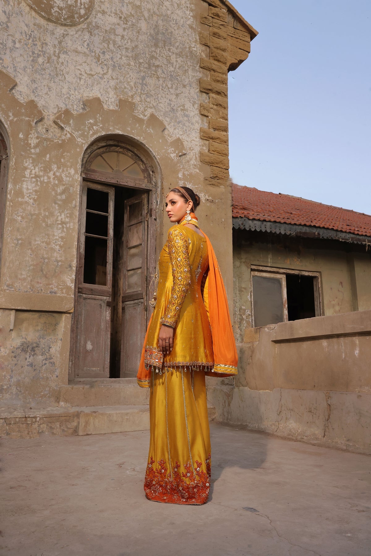 Wahaj M Khan | Banno Wedding Formals |Mayun jora - Sheesha Peplum set, image 3