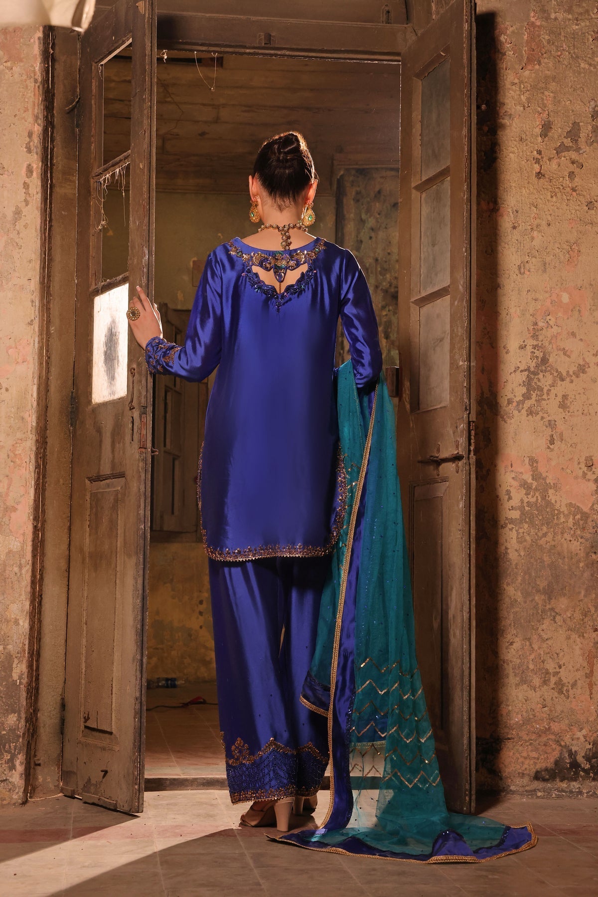 Wahaj M Khan | Banno Wedding Formals | Shalwar pant silk set, image 3