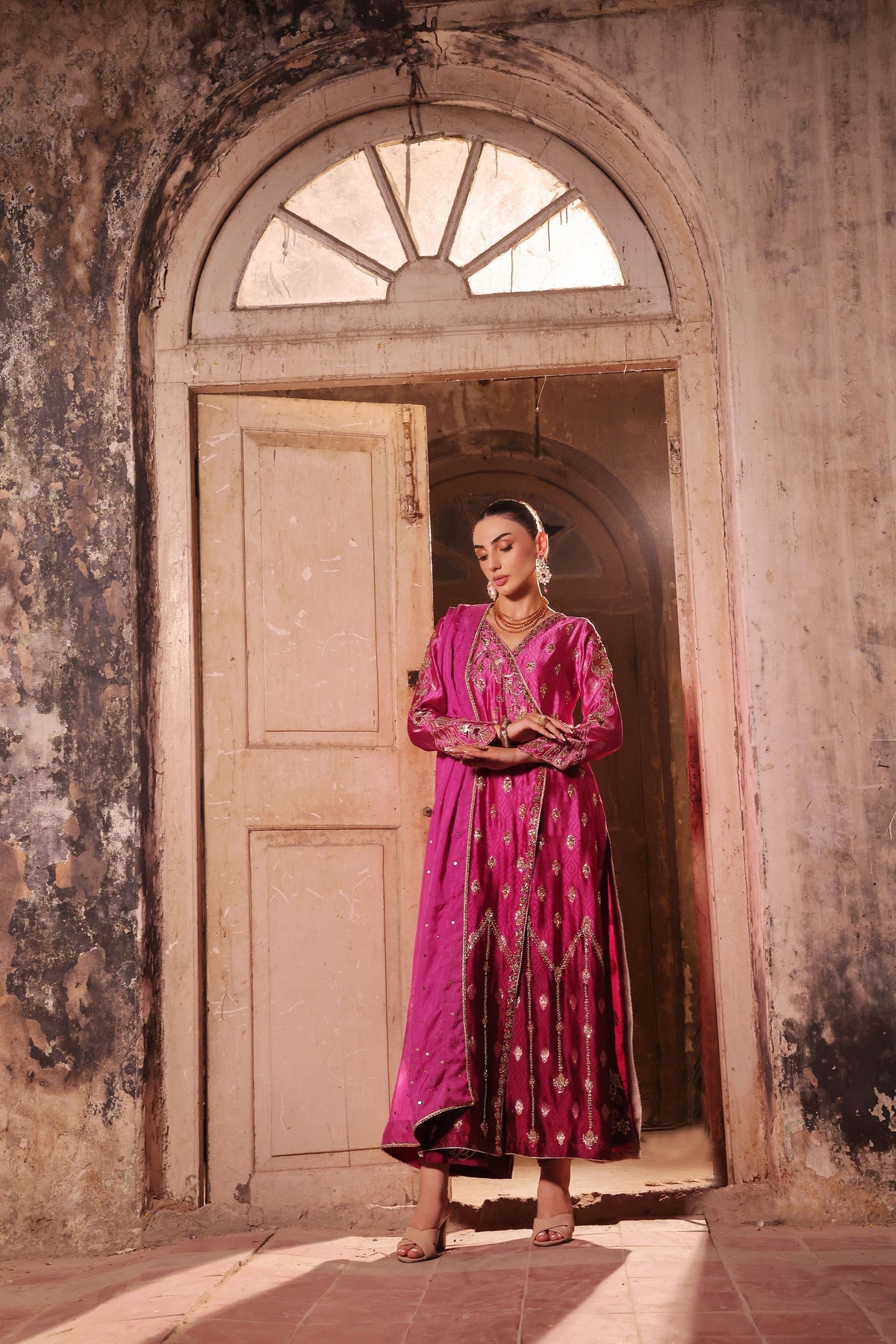 Wahaj M Khan | Banno Wedding Formals | Magenta Ombre Bano