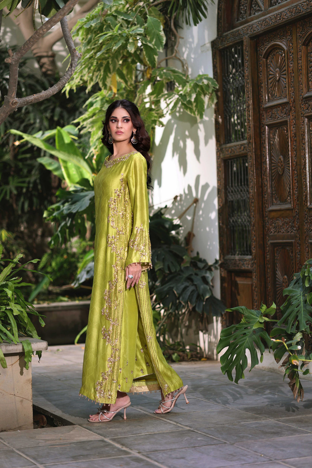 Wahaj M Khan | Nur Festive | Metallic Chartreuse & Deep Navy Nur Ensemble, image 4