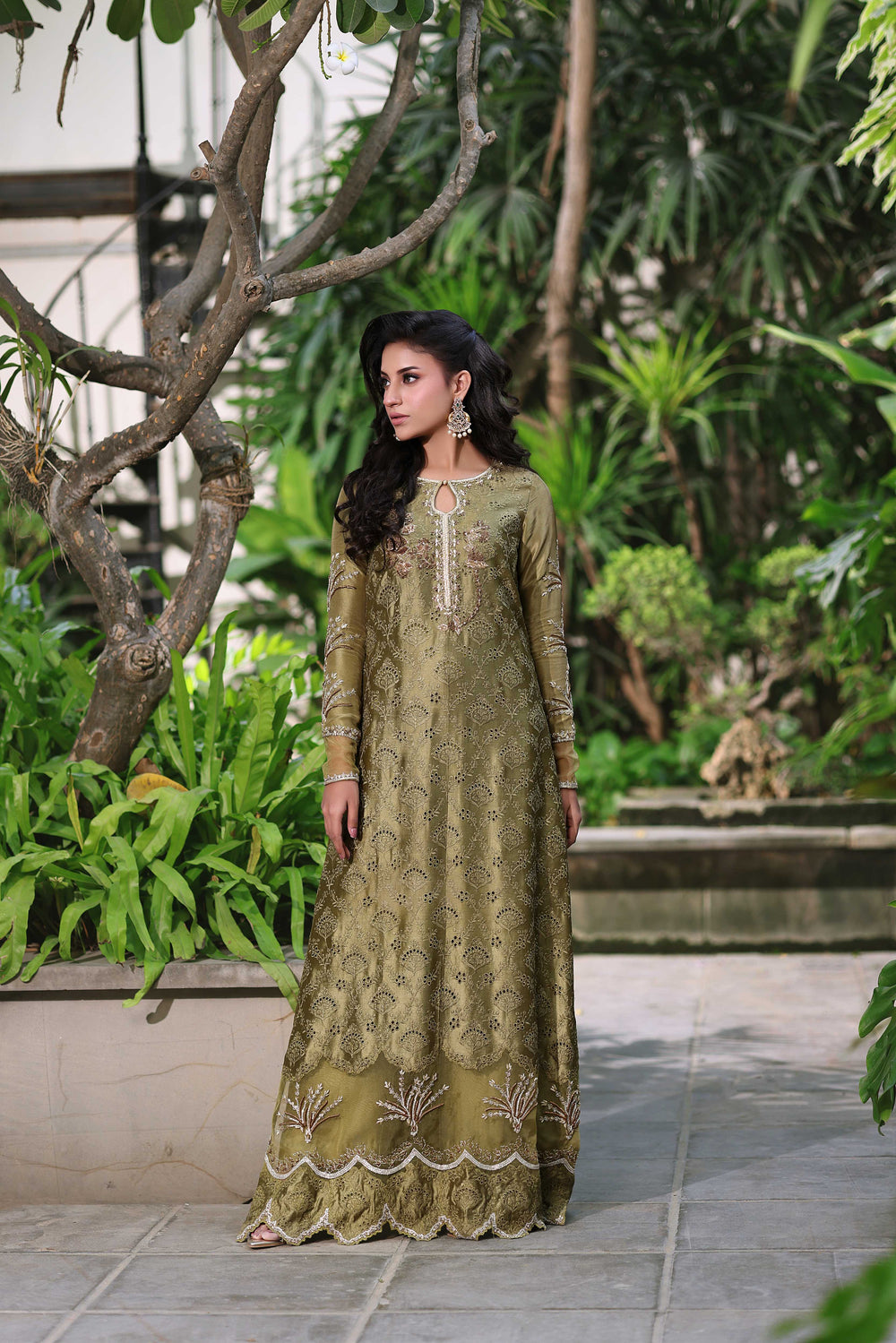 Wahaj M Khan | Nur Festive | Muted Antique Olive Kaftan Set, image 4