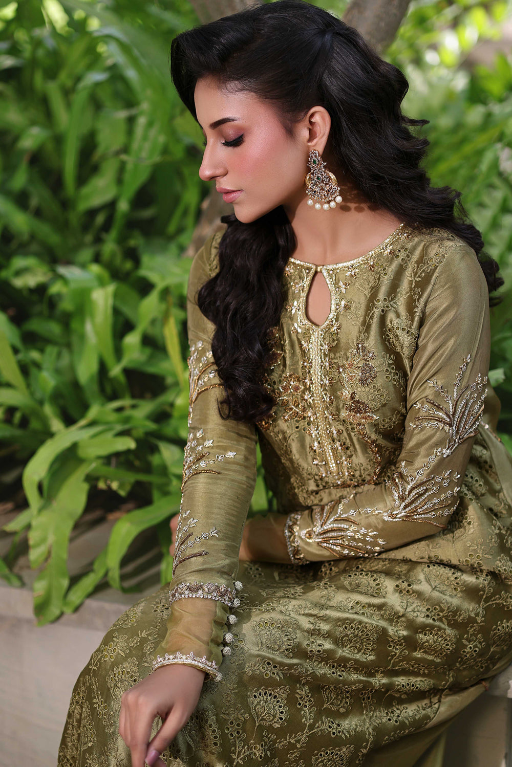 Wahaj M Khan | Nur Festive | Muted Antique Olive Kaftan Set, image 5