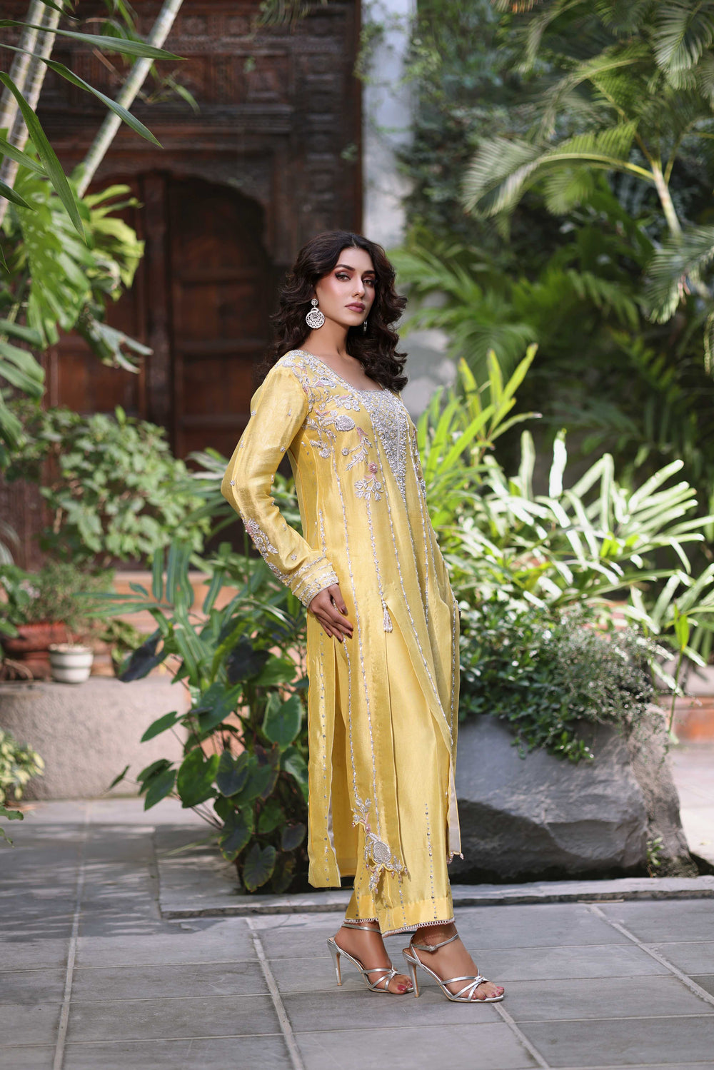 Wahaj M Khan | Nur Festive | Luminous Yellow with Blush Pink Ensemble, image 2