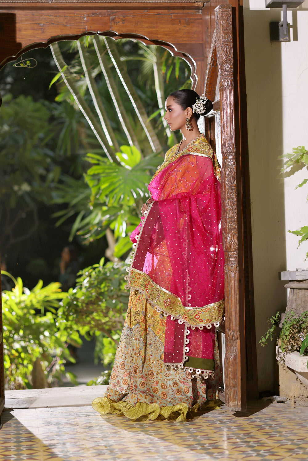 Wahaj M Khan | Nur Festive | Nur-e-Amber Lenga Set, image 4