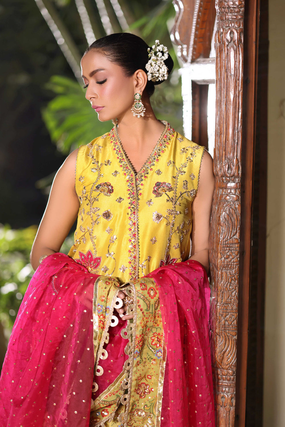 Wahaj M Khan | Nur Festive | Nur-e-Amber Lenga Set, image 3