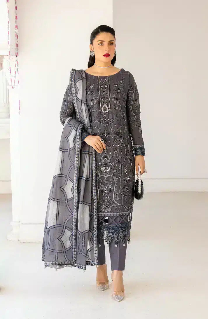 Emaan Adeel | Zimal Luxury Formals 23 | ZM 08 ZEBA