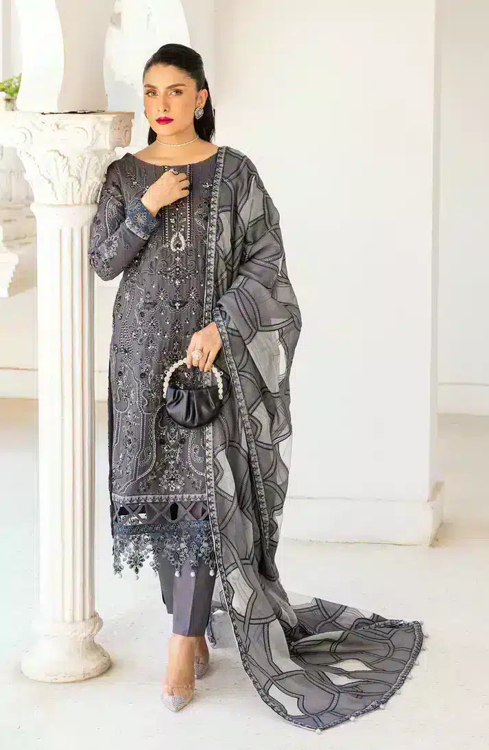 Emaan Adeel | Zimal Luxury Formals 23 | ZM 08 ZEBA