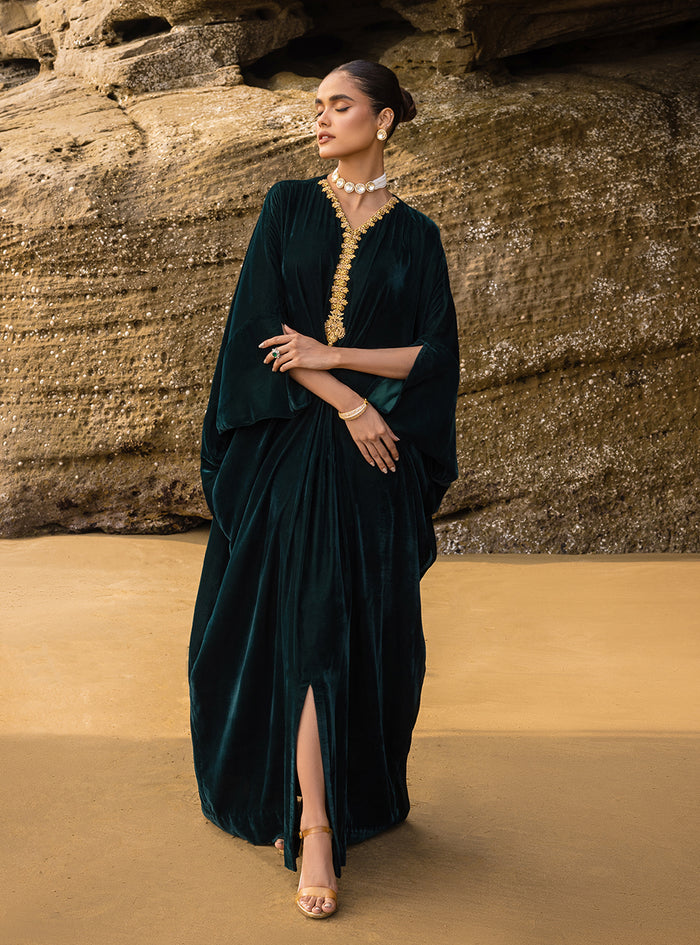 Zainab Chottani | The Kaftan Edit | Voila, image 3