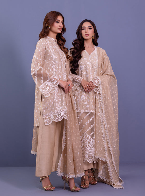 Zainab Chottani | Eid Festive Vol 1 | RANIYA by Designer Zainab Chottani - House of Maryam - Pakistani Designer Ethnic Wear in {{ shop.shopifyCountryName }}