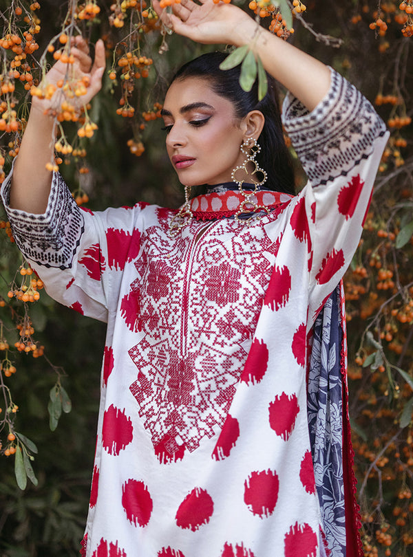 Zainab Chottani | Tahra Lawn 24 | FREYA - D 10A by Zainab Chottani - House of Maryam