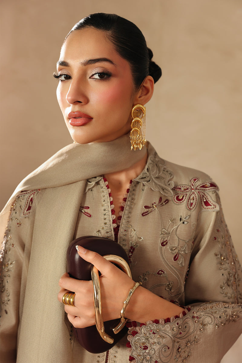 Qalamkar | Luxury Pret 26 | QLP-01 - Veena, image 5