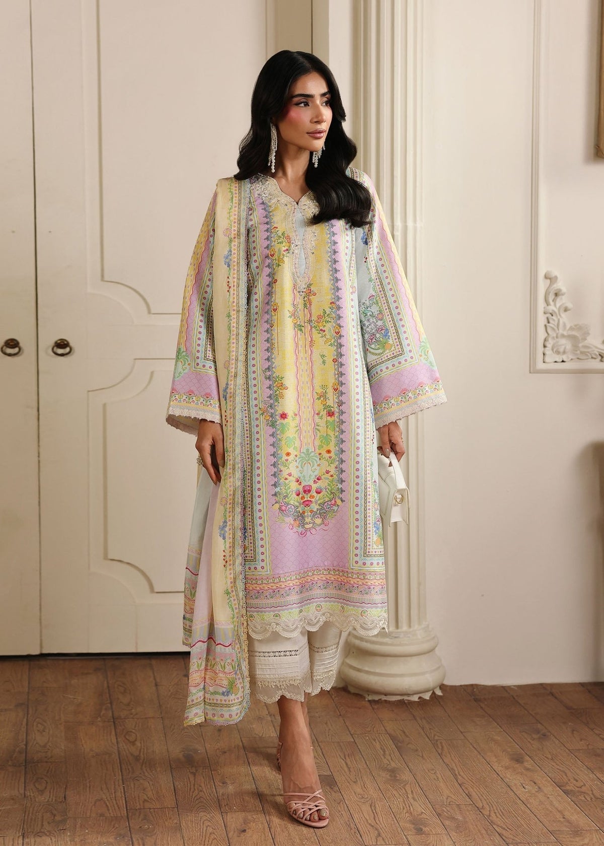 Kanwal Malik | Sorelle Luxe Silk 26 | kairo