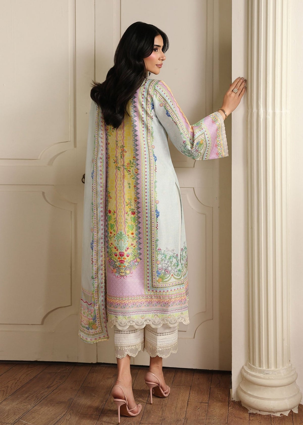 Kanwal Malik | Sorelle Luxe Silk 26 | kairo, image 2