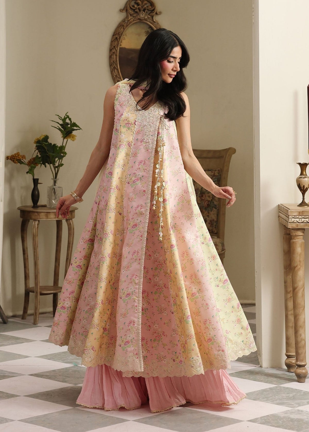 Kanwal Malik | Sorelle Luxe Silk 26 | Liora, image 4