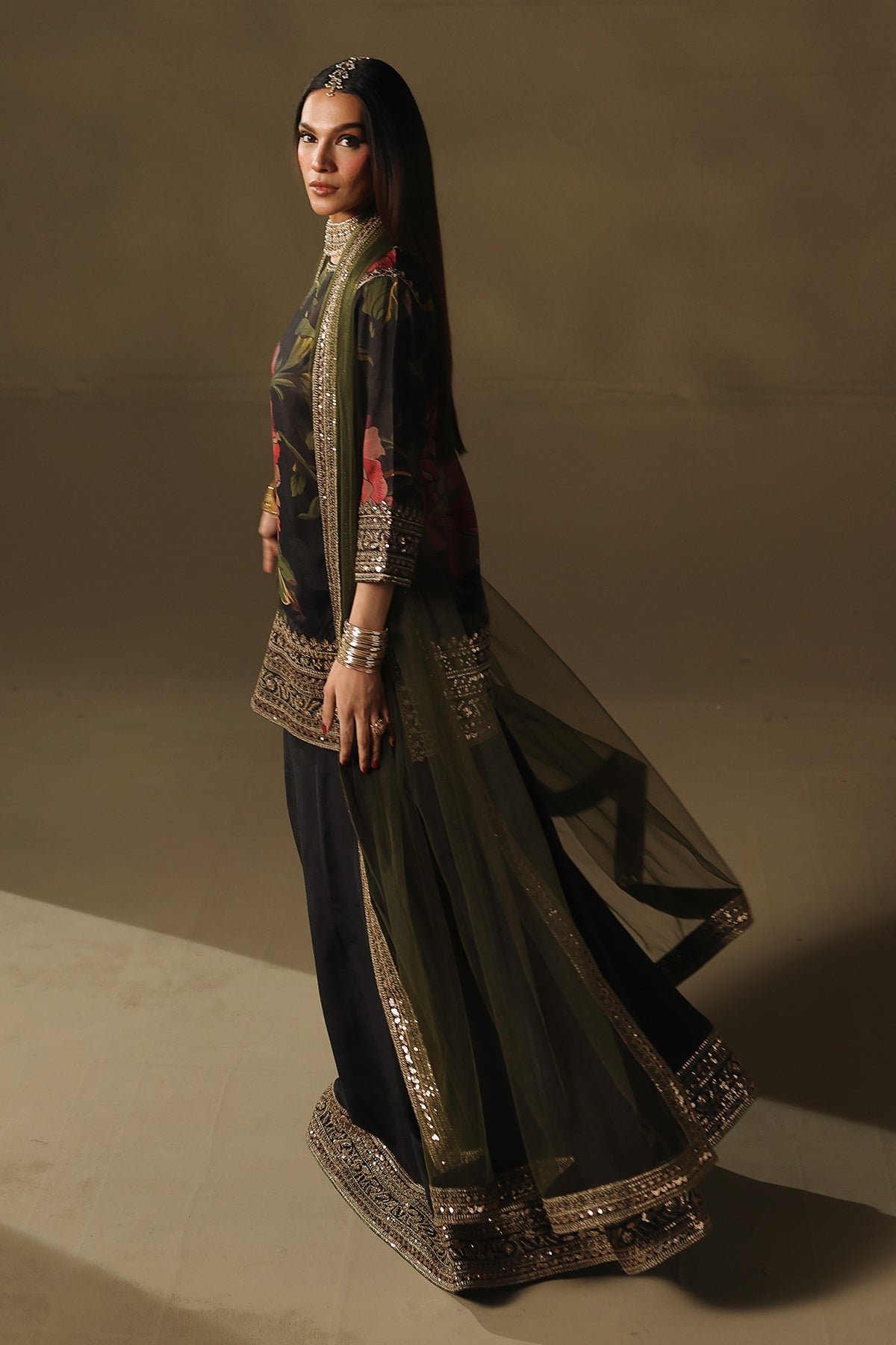 Charizma | Festive Pret | CMA-5-276, image 4