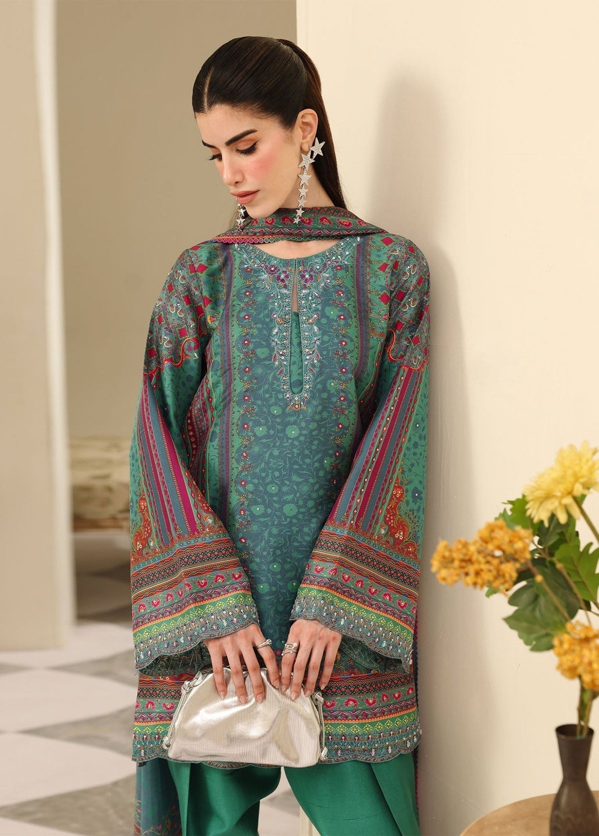 Kanwal Malik | Sorelle Luxe Silk 26 | Jiana-3
