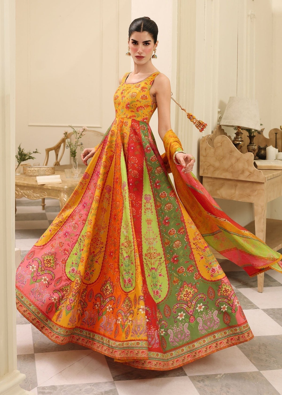 Kanwal Malik | Sorelle Luxe Silk 26 | Inaya-3