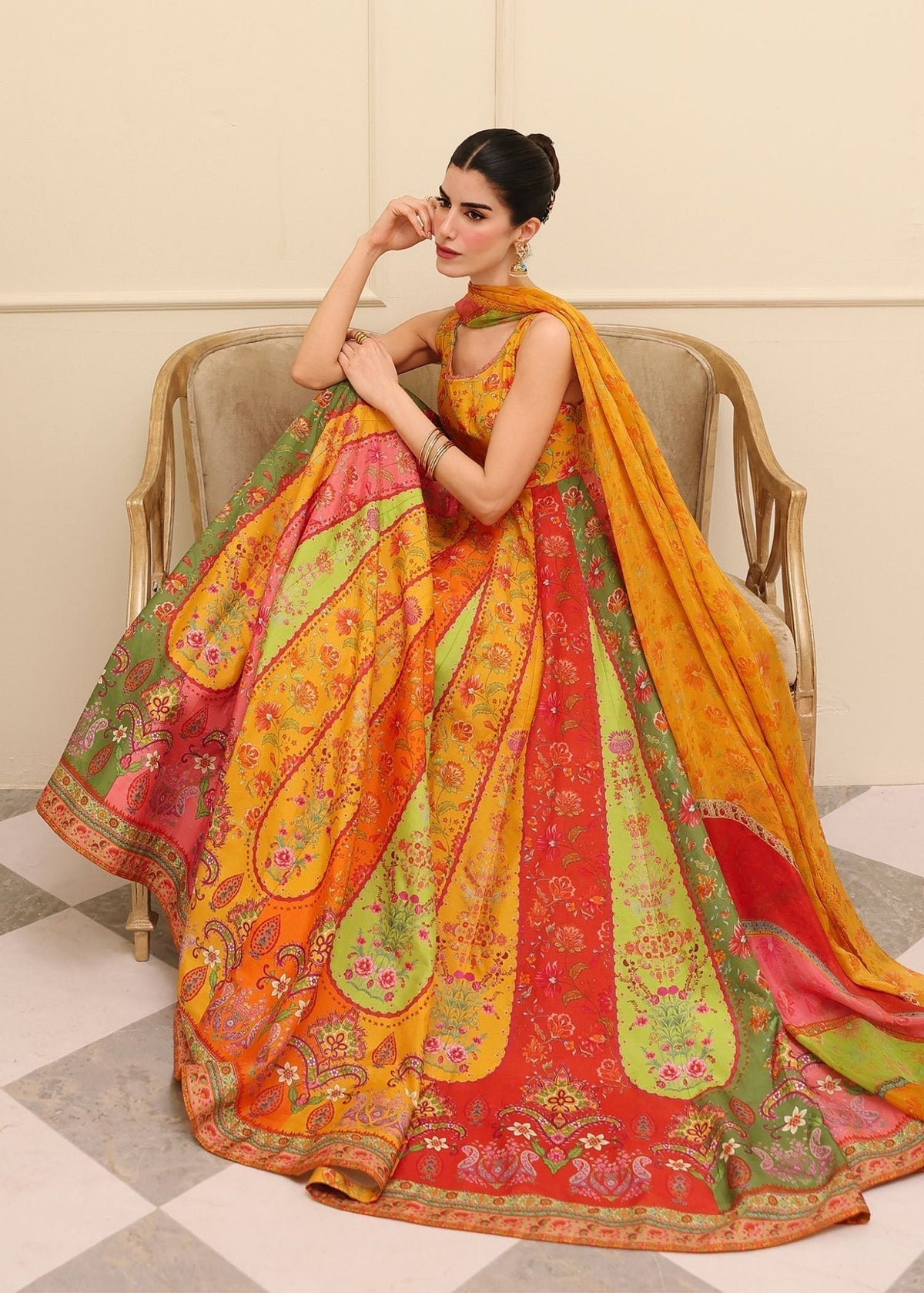 Kanwal Malik | Sorelle Luxe Silk 26 | Inaya-4