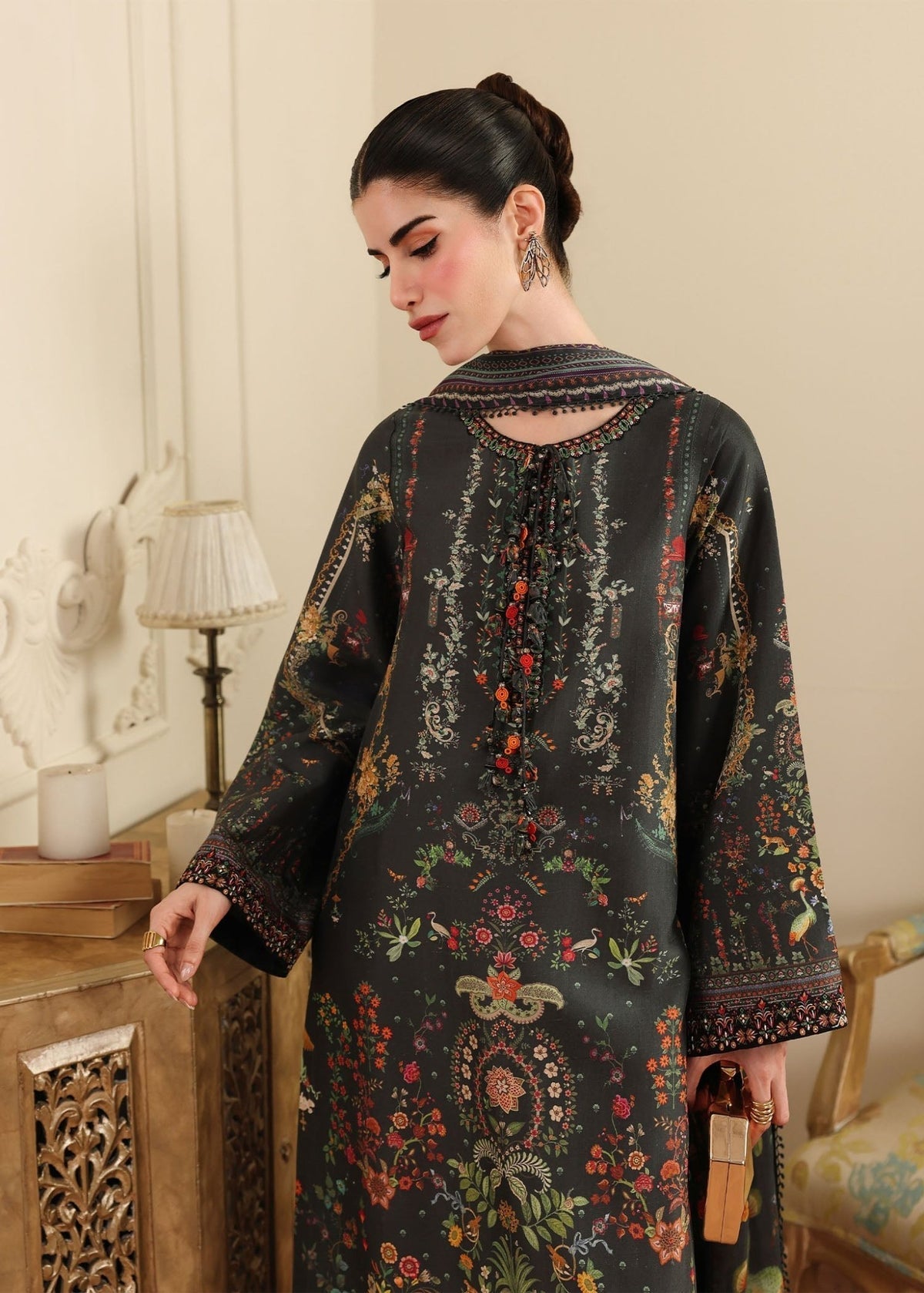 Kanwal Malik | Sorelle Luxe Silk 26 | Ayra, image 3