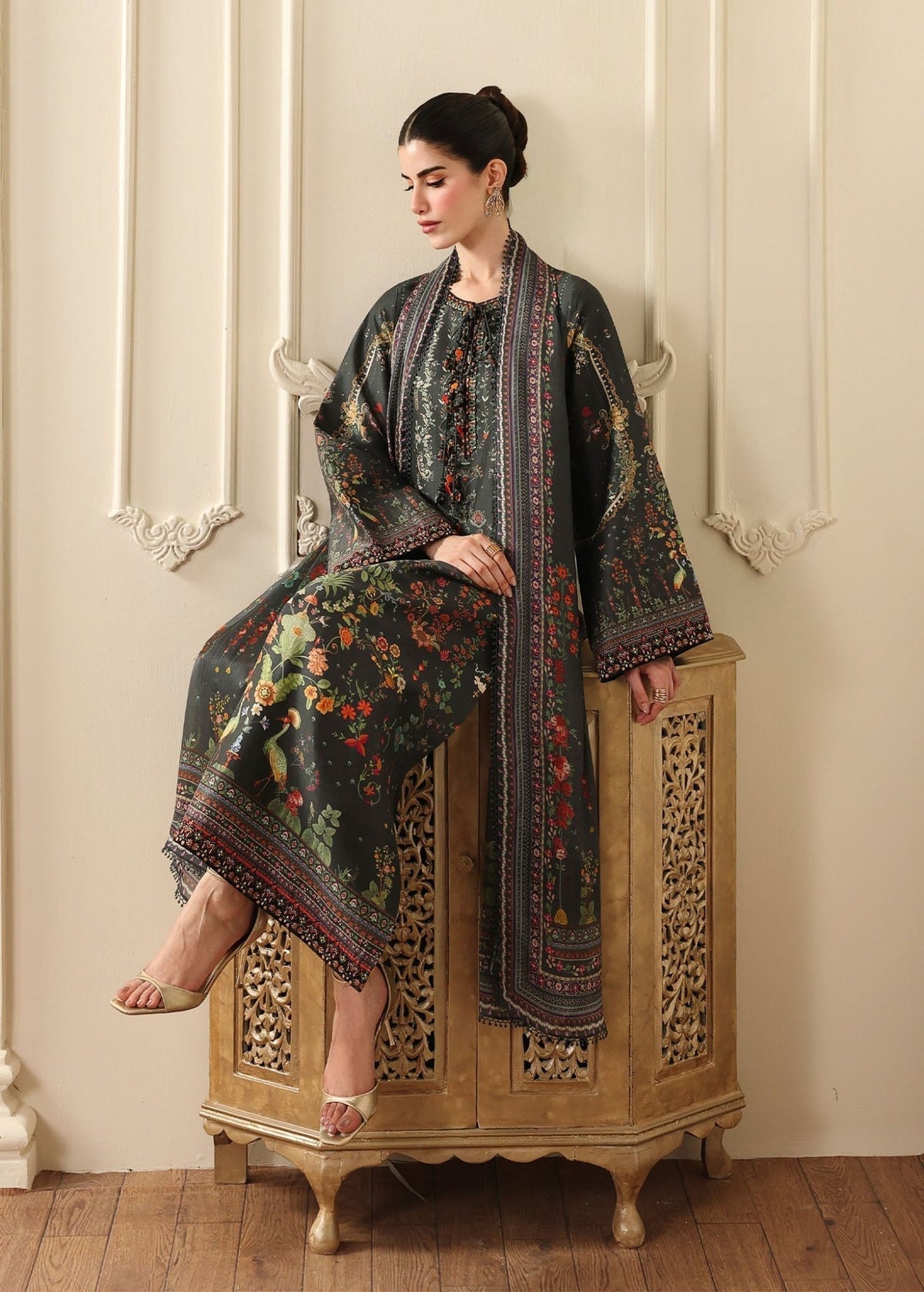 Kanwal Malik | Sorelle Luxe Silk 26 | Ayra-4