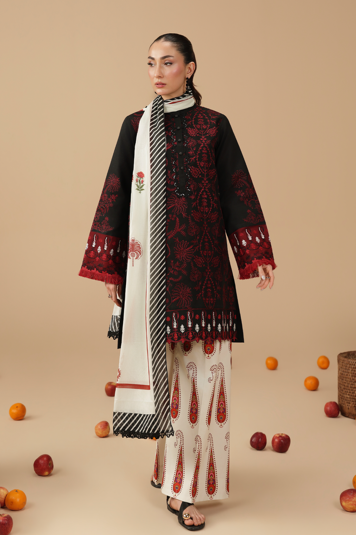 Rajbari | Jahaan Lawn | JAHAAN | 02-4