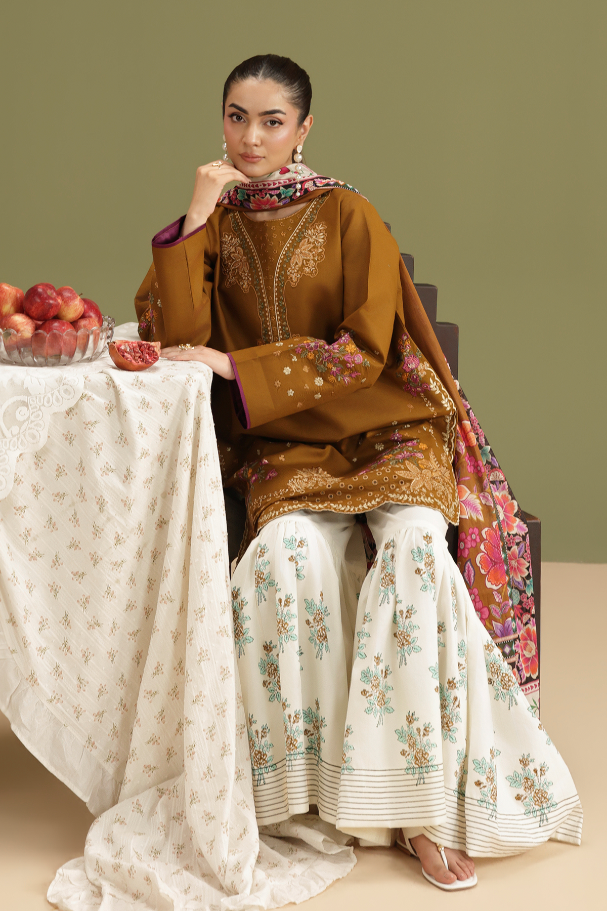 Rajbari | Jahaan Lawn | JAHAAN | 01-5