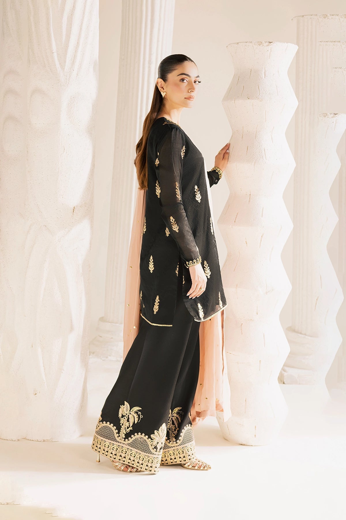 Vanya | Solana Luxe Pret |   FF-82, image 5