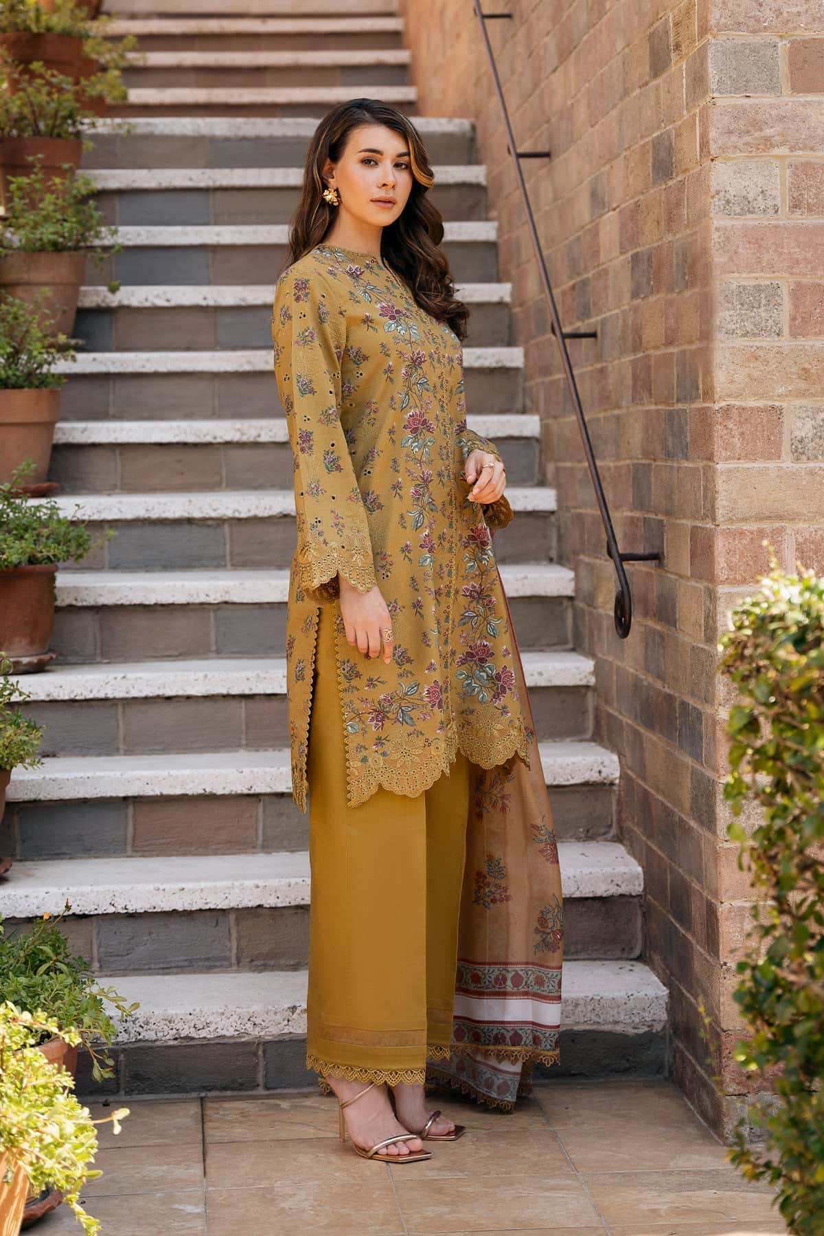 Afrozeh | Damask The Holiday Edit 25 | Lorien B -  Afrozeh Ladies Clothes - Original Designer Dress - House of Maryam