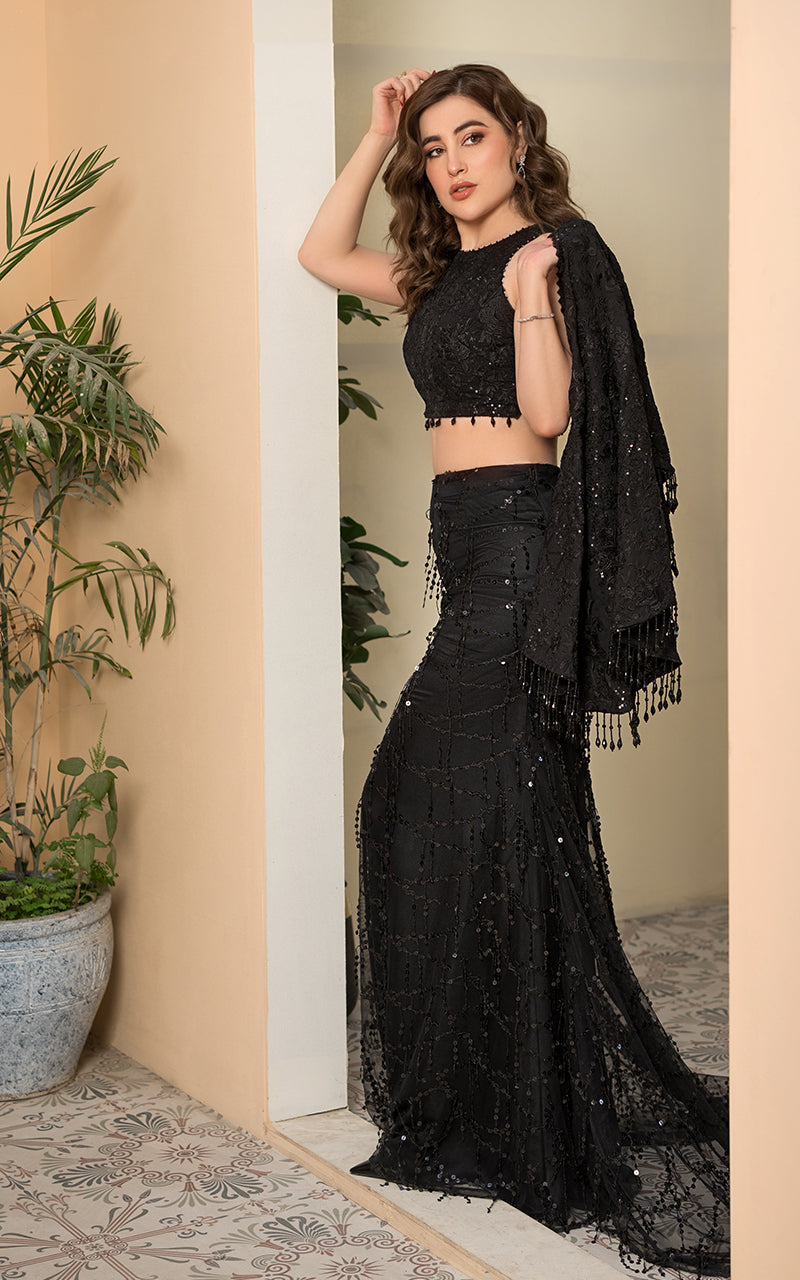 Threads and Motifs | Formal Dresses 25 | Embroidered Blouse With Embroidered Skirt And Embroidered Cape -  Threads and Motifs Ladies Clothes - Original Designer Dress - House of Maryam