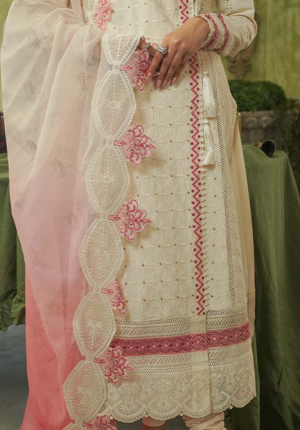 Zarqash | Tresor Luxury Lawn 24 | ZQT 006 IDA -  Zarqash Luxury - Original Designer Dress - House of Maryam