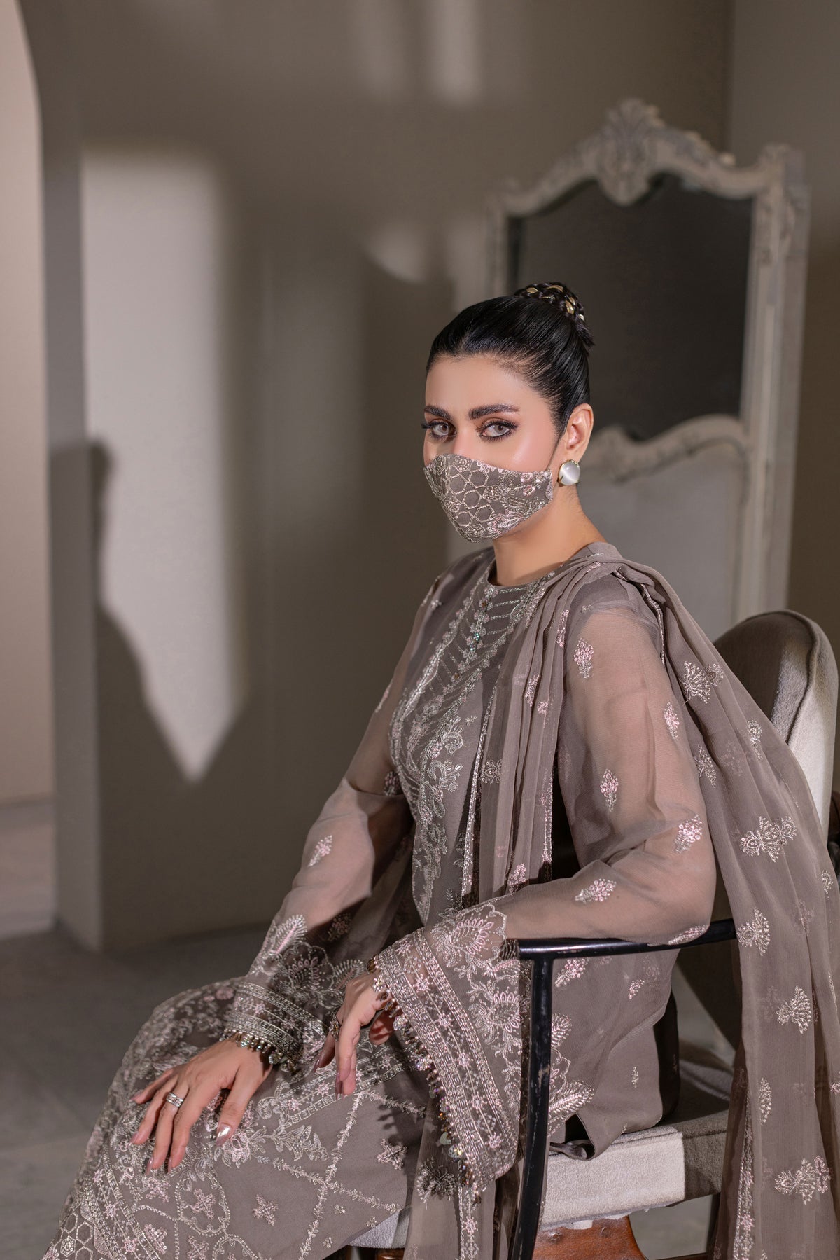 Flossie | Dilkash Kuch Khas | DI-06 B-4