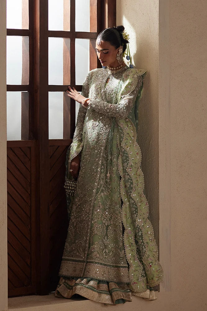 Suffuse Nirvelle turquoise green organza angrakha and gharara, photo 3