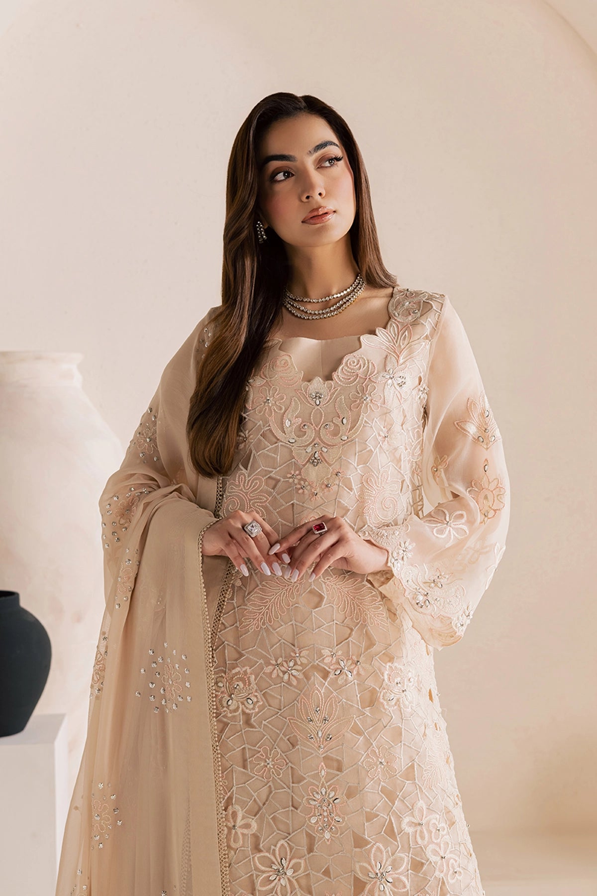 Vanya | Solana Luxe Pret |   FF-83, image 4