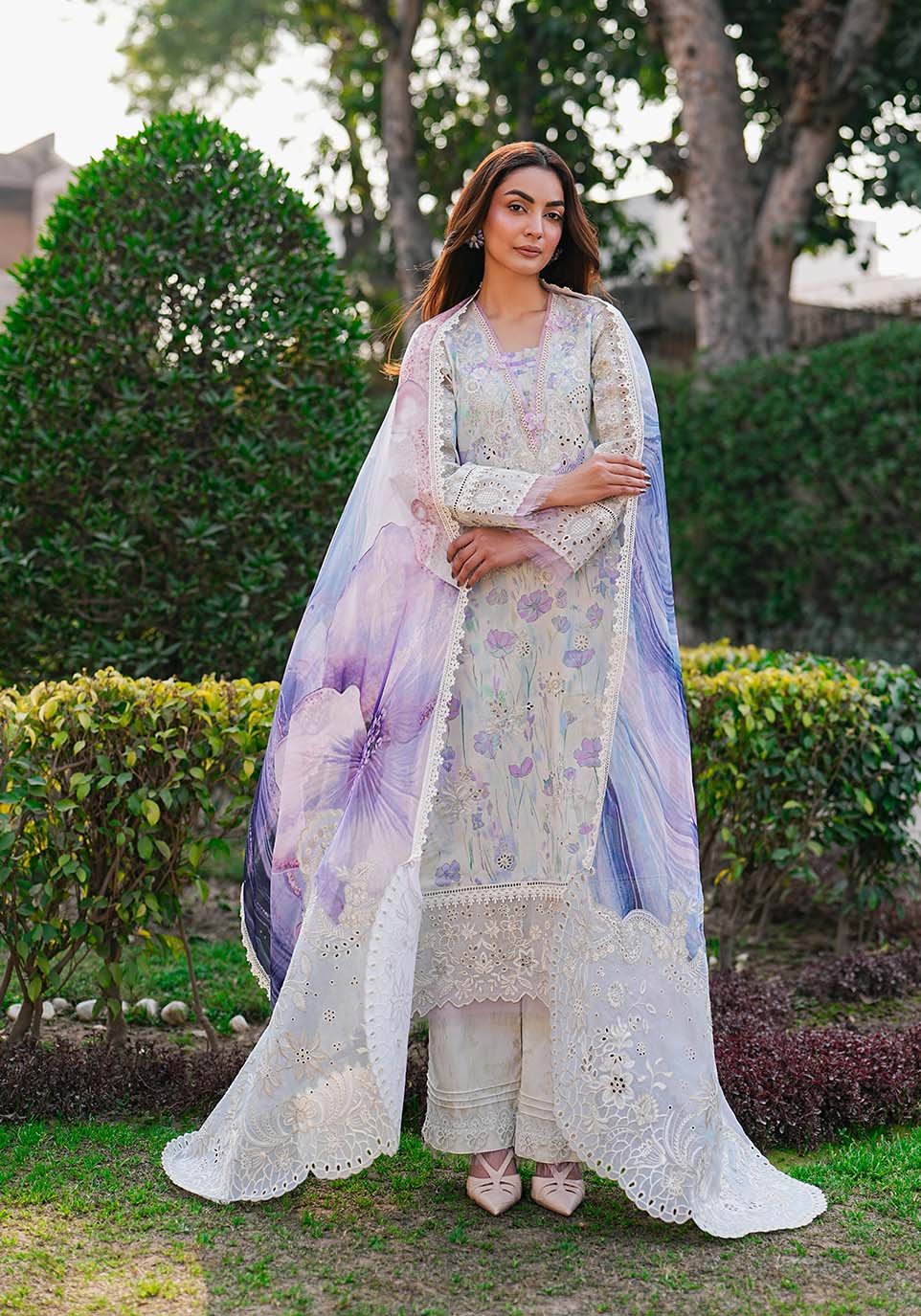 Zarqash | Luxe Lawn 26 | ZQL002-3