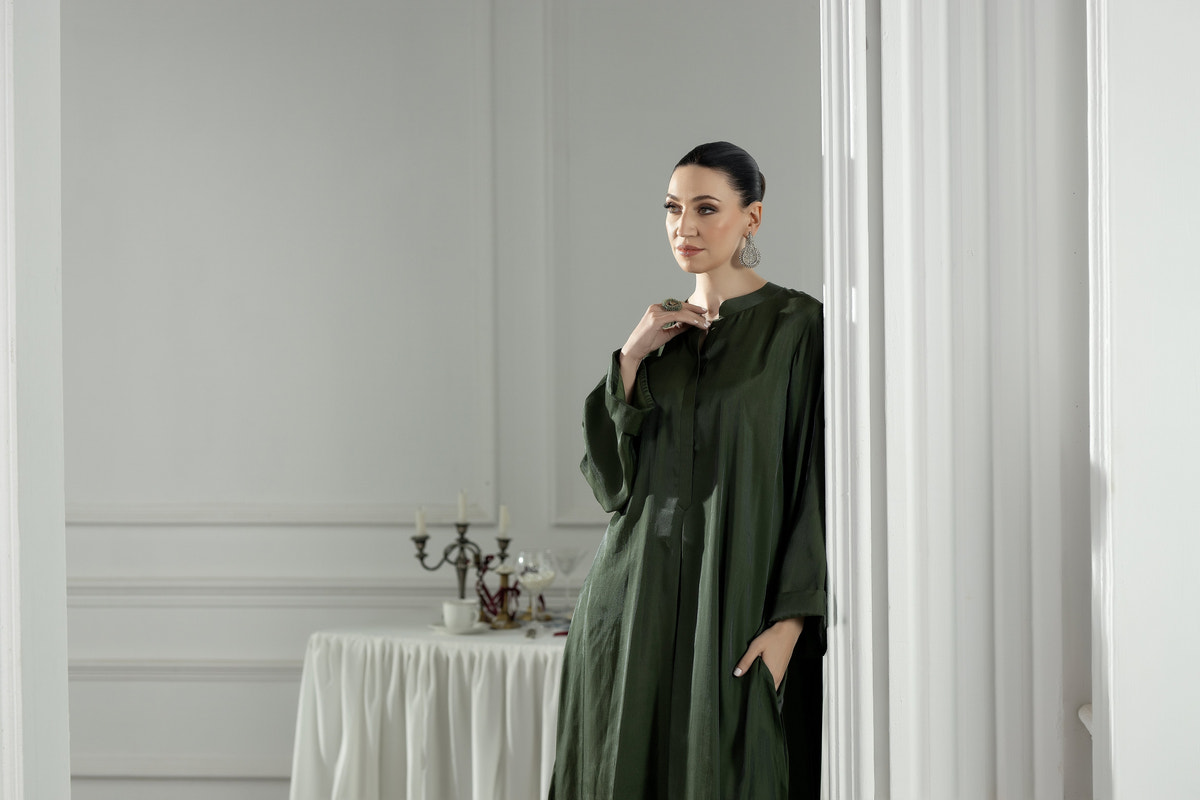 Purple Haze | Suraya Edit | Elegant in Olive, image 3