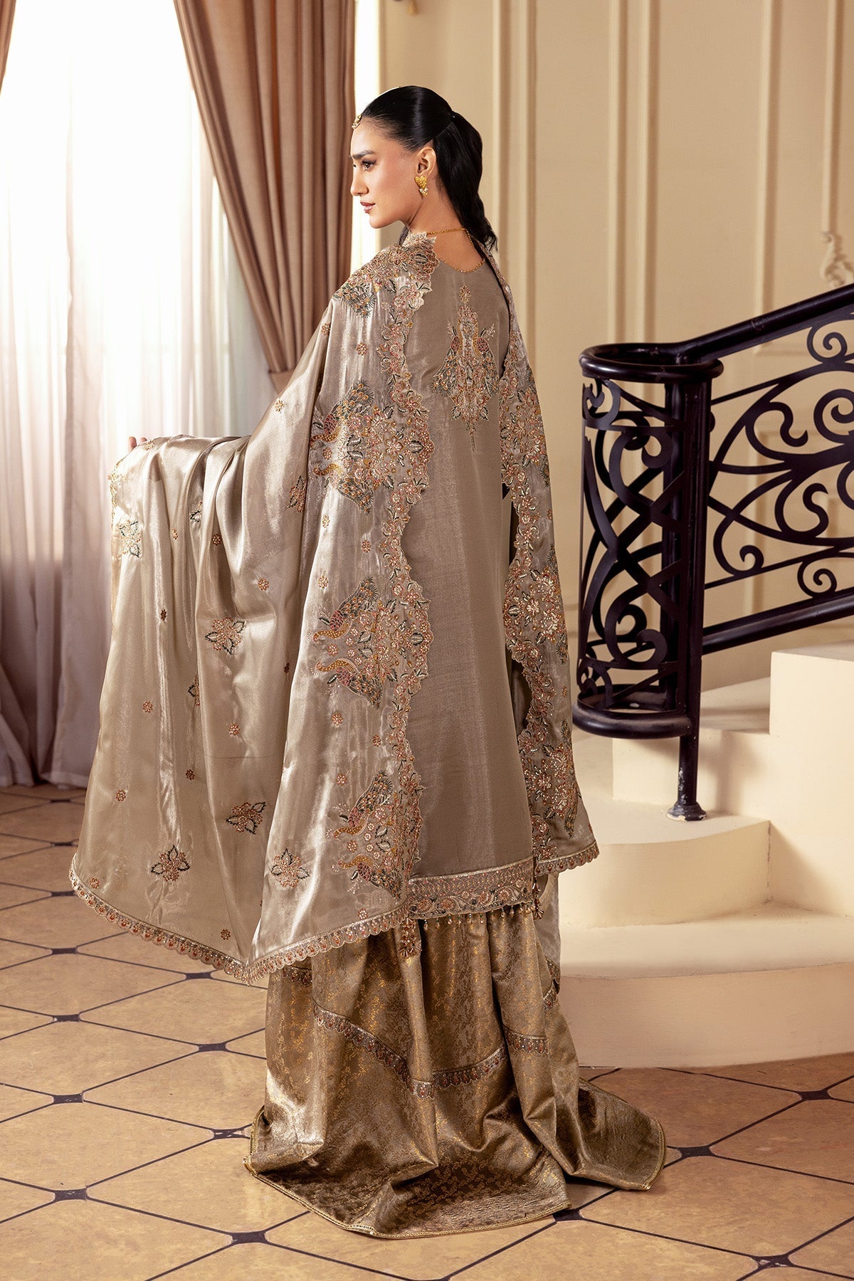 Alizeh | Aaina A Reflection of Elegance | AF-SS-2247-Zoya, image 2