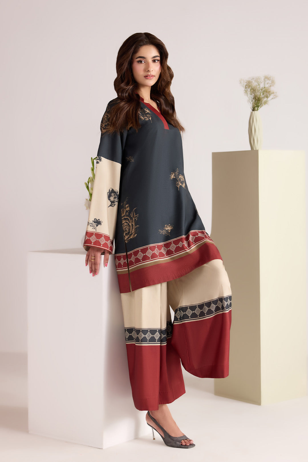 Alizeh | Printed Lawn | AF-PL-6067-Cameo-4