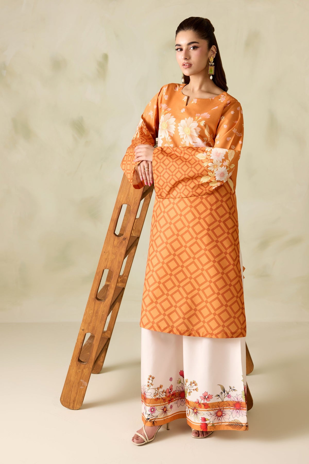 Alizeh | Printed Lawn | AF-PL-6074-Mile-4