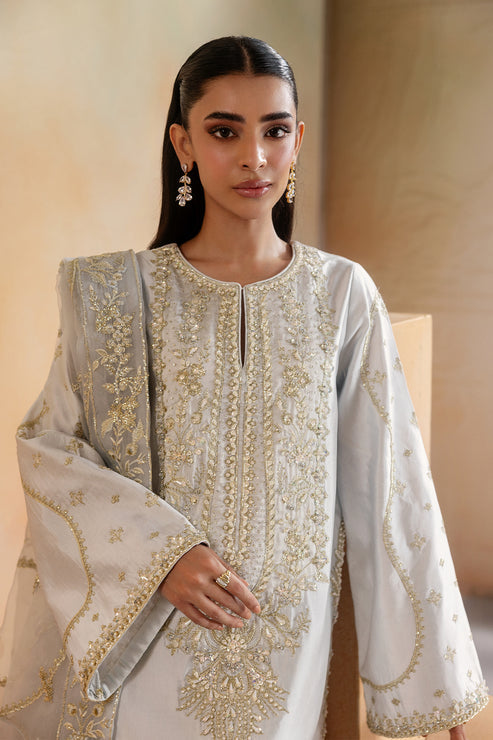 Emaan Adeel | Elara Formals | CLEO, image 3