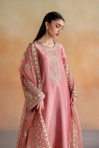 Emaan Adeel | Elara Formals | SIENNA