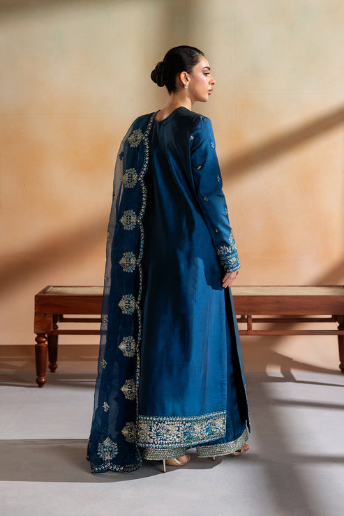 Emaan Adeel | Elara Formals | EDEN, image 2