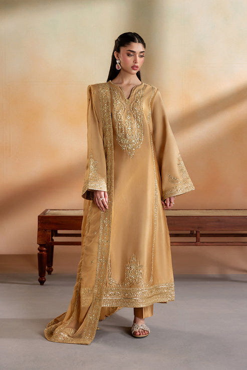Emaan Adeel | Elara Formals | BRIELLE