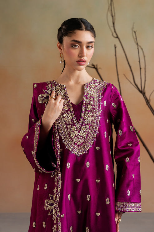Emaan Adeel | Elara Formals | FAYE, image 3