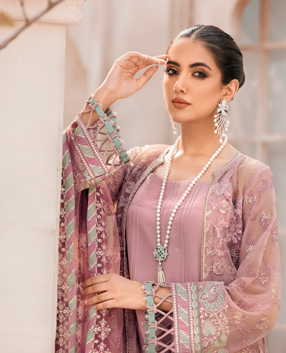 Xenia Formals | Raahi Luxury Formals | NIZHA by Designer Xenia Formals - House of Maryam - Pakistani Designer Ethnic Wear in {{ shop.shopifyCountryName }}