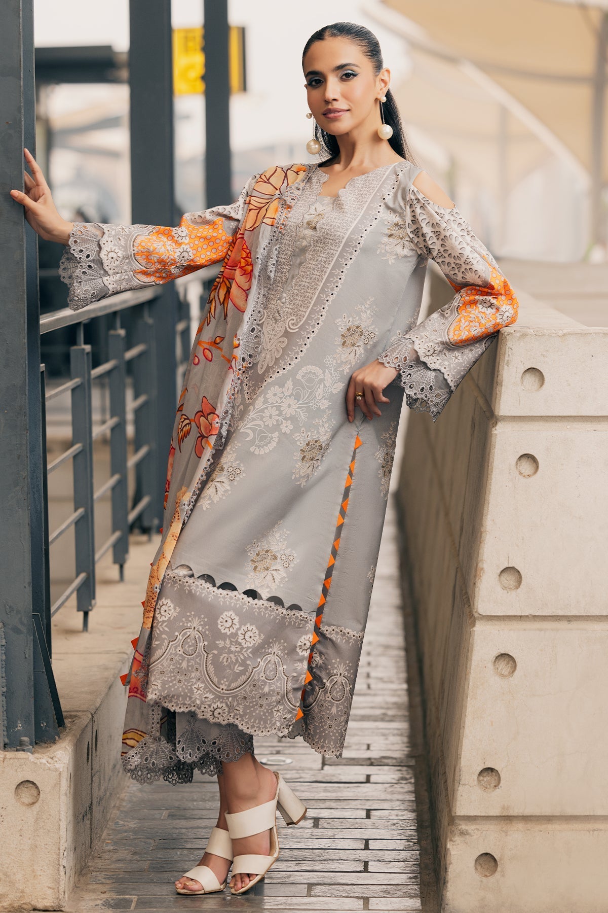 Charizma | Infinity Lawn | 3-PC Unstitched Embroidered Lawn Collection IN6-05-4