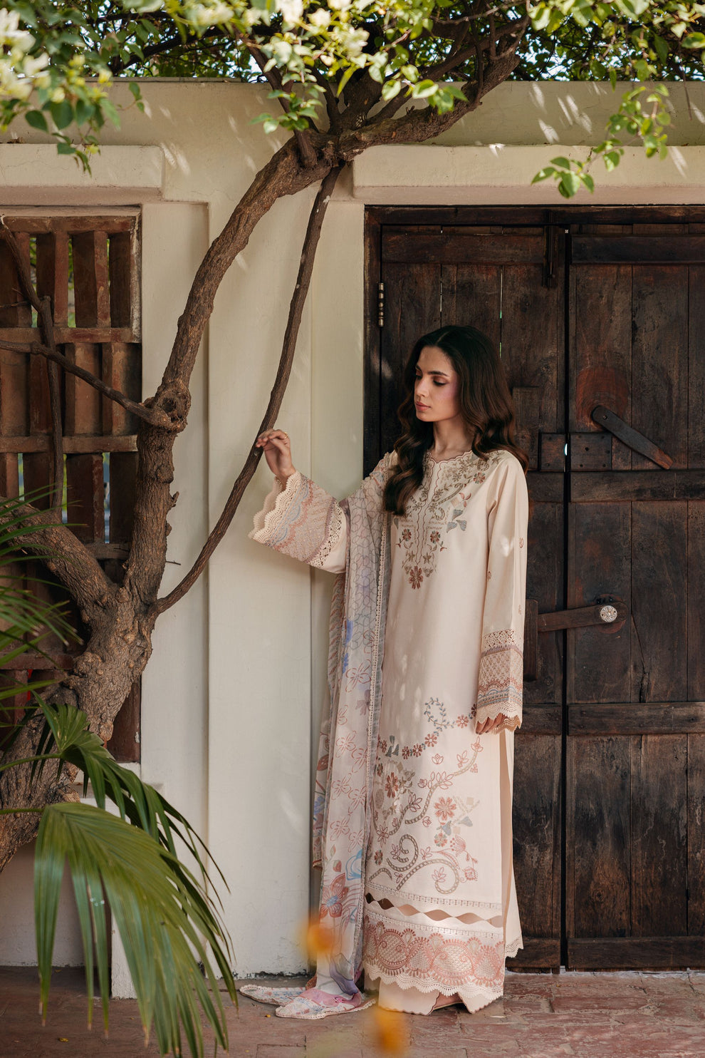 Florent | Festive Luxury Lawn 26 | FZF - 5A, image 4