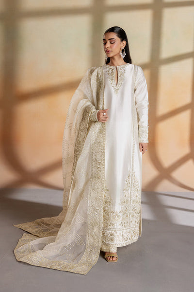 Emaan Adeel | Elara Formals | RUE