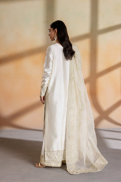 Emaan Adeel | Elara Formals | RUE